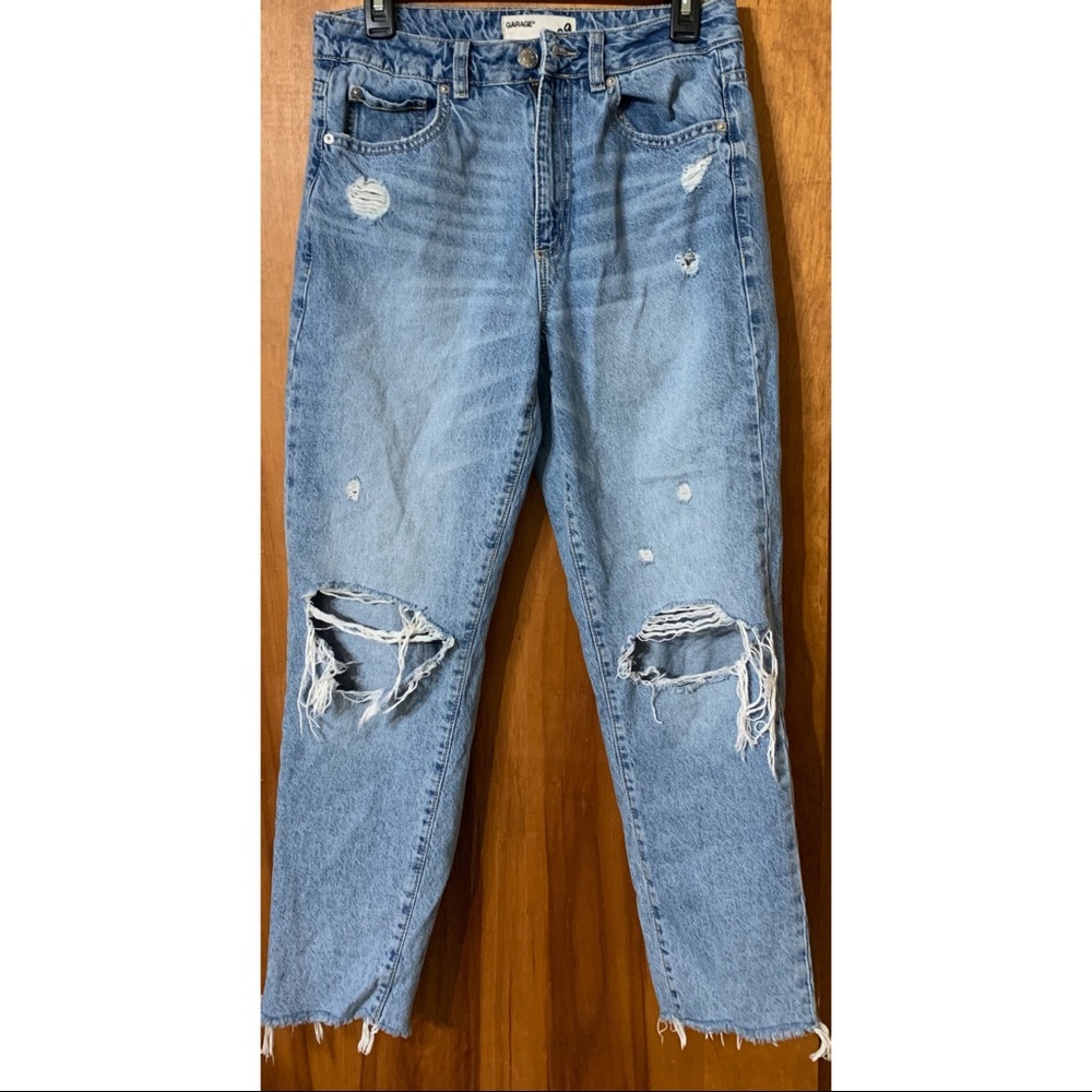 🎄Garage Distressed Jeans🎄